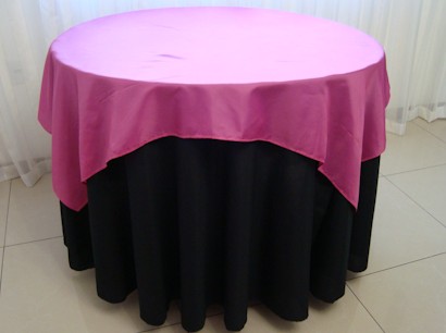 Toalha de Mesa com sobre toalha